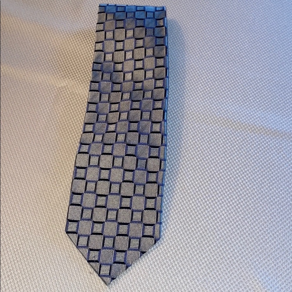 J.Z. Richards Parisian Hand-Crafted Silk Tie Blue Gray Geometric Pattern USA - Picture 4 of 6